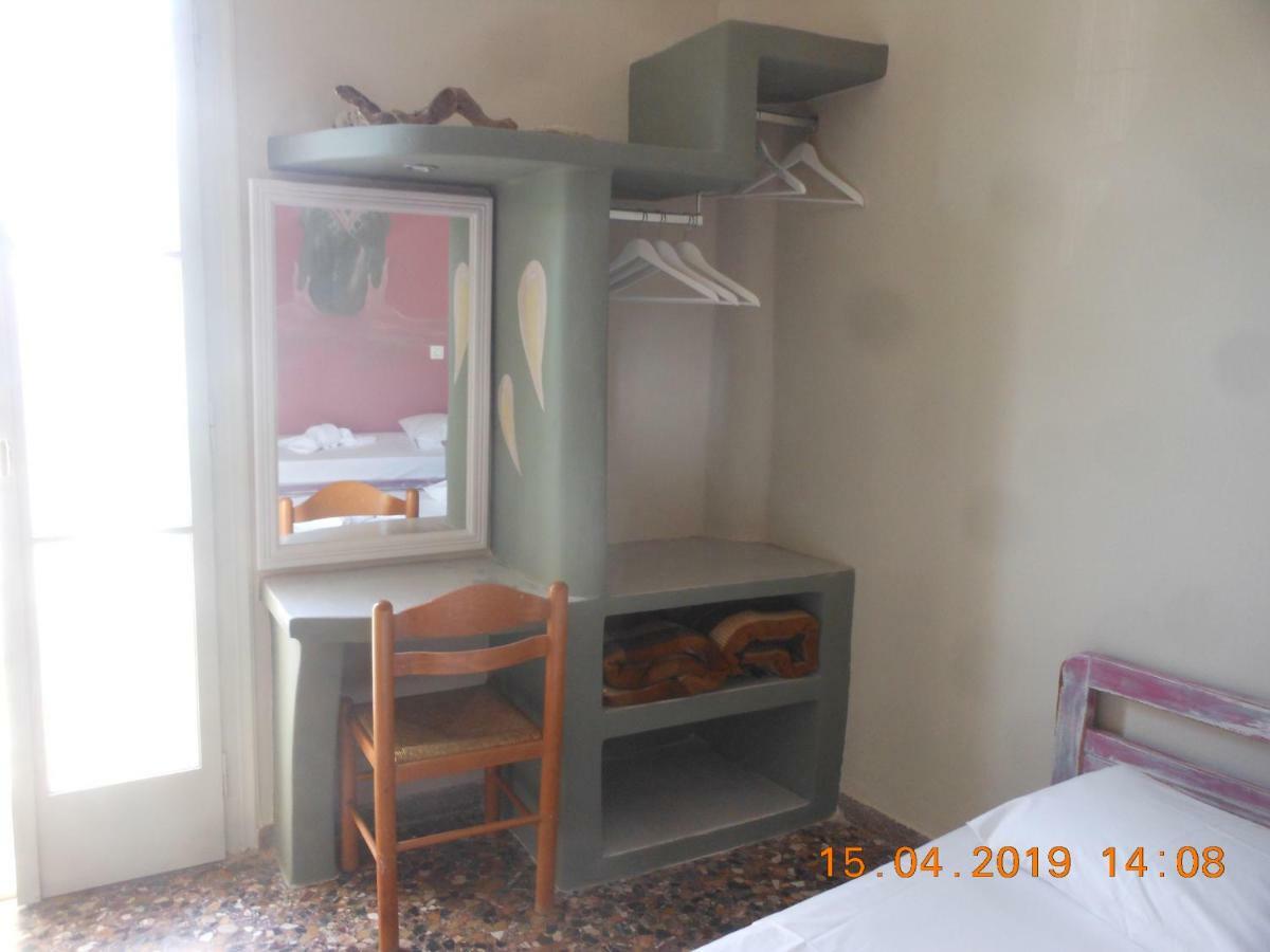 Afrodite Hotel Tínos Kültér fotó